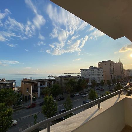 Seashell Apartment Durres Ngoại thất bức ảnh