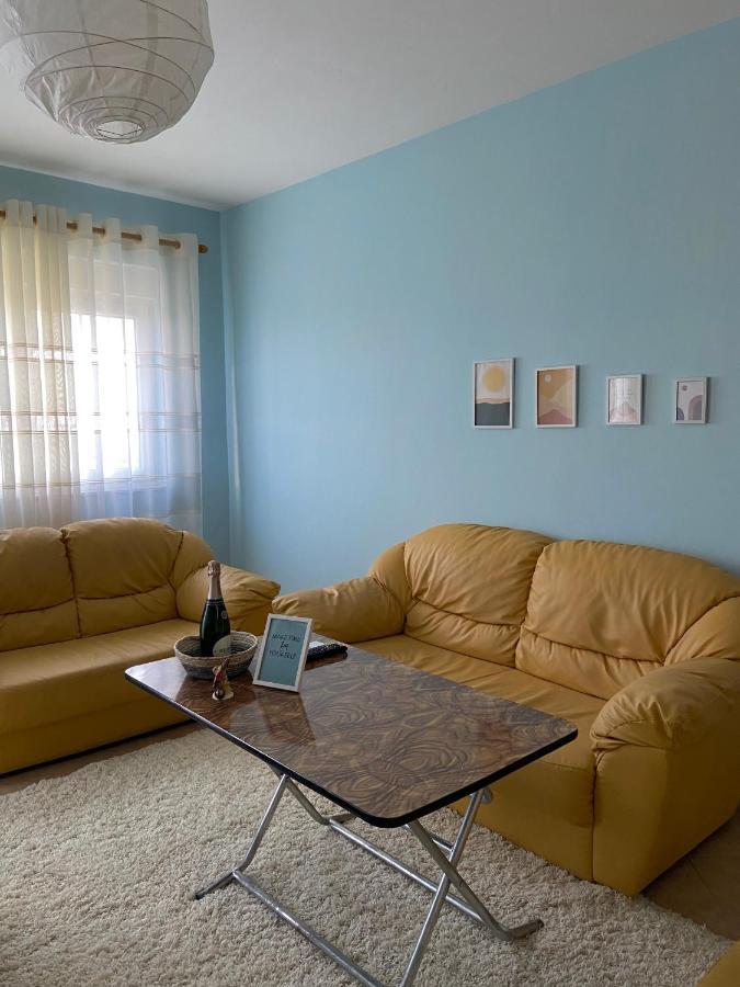 Seashell Apartment Durres Ngoại thất bức ảnh